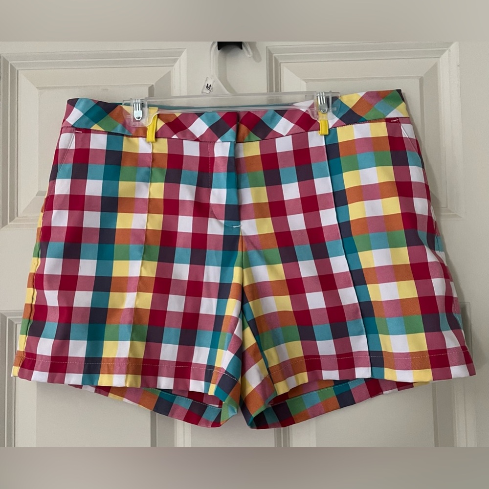 Women’s Slazenger checkered plaid multi-colored golf shorts, size 6